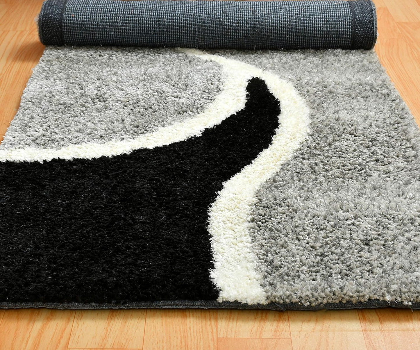 Moroccan Style Microfiber Runner – Beige & White | Soft Feel, Anti-Skid Rubber Backing