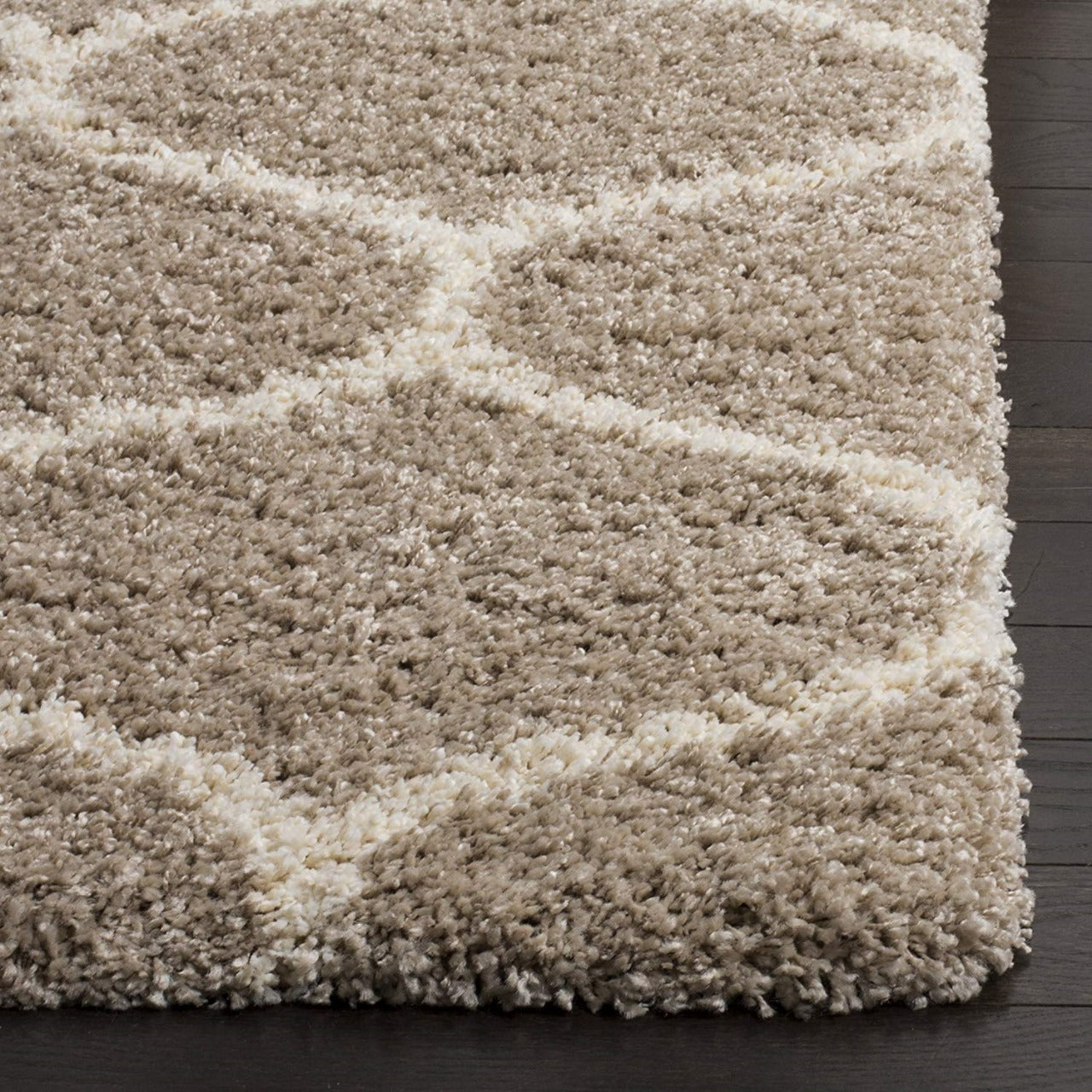 Beige and Ivory Beautiful Premium Micro Runner - Soft Feel, Anti-Skid Rubber Backing