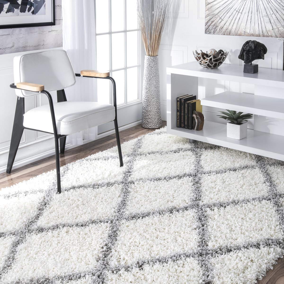 Premium Handmade Tufted Microfiber Carpet – Ivory & Grey Line – Soft Touch & Anti-Skid Base