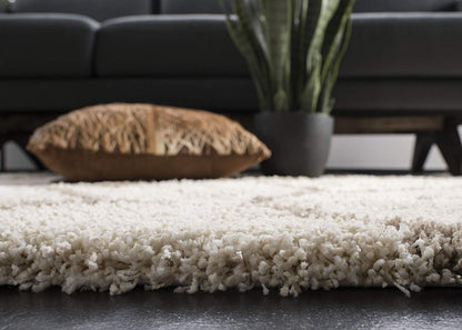 Diamond Shaggy Design Rug – Ivory with Beige Lines – Microfiber Hand-Tufted Carpet – Soft Feel with Anti-Skid Rubber Backing