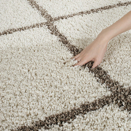 Elegant Ivory & Beige Loom Made Round Shaggy Rug – Fluffy, Soft Feel with Anti-Slip Rubber Base