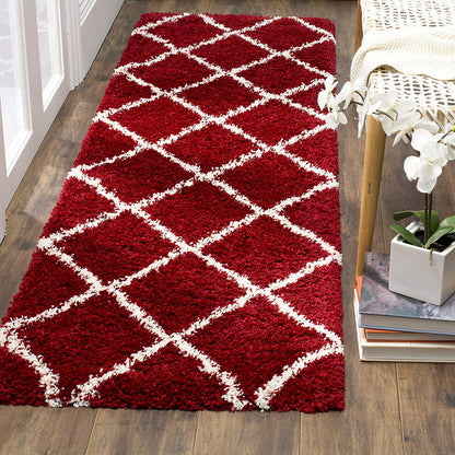 Elegant Red & Ivory Lines Diamond Shaggy Rug – Microfiber Carpet for Bedroom – Soft Touch with Anti-Slip Base