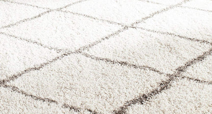 ivory with grey Diamond Design shaggy rug carpet